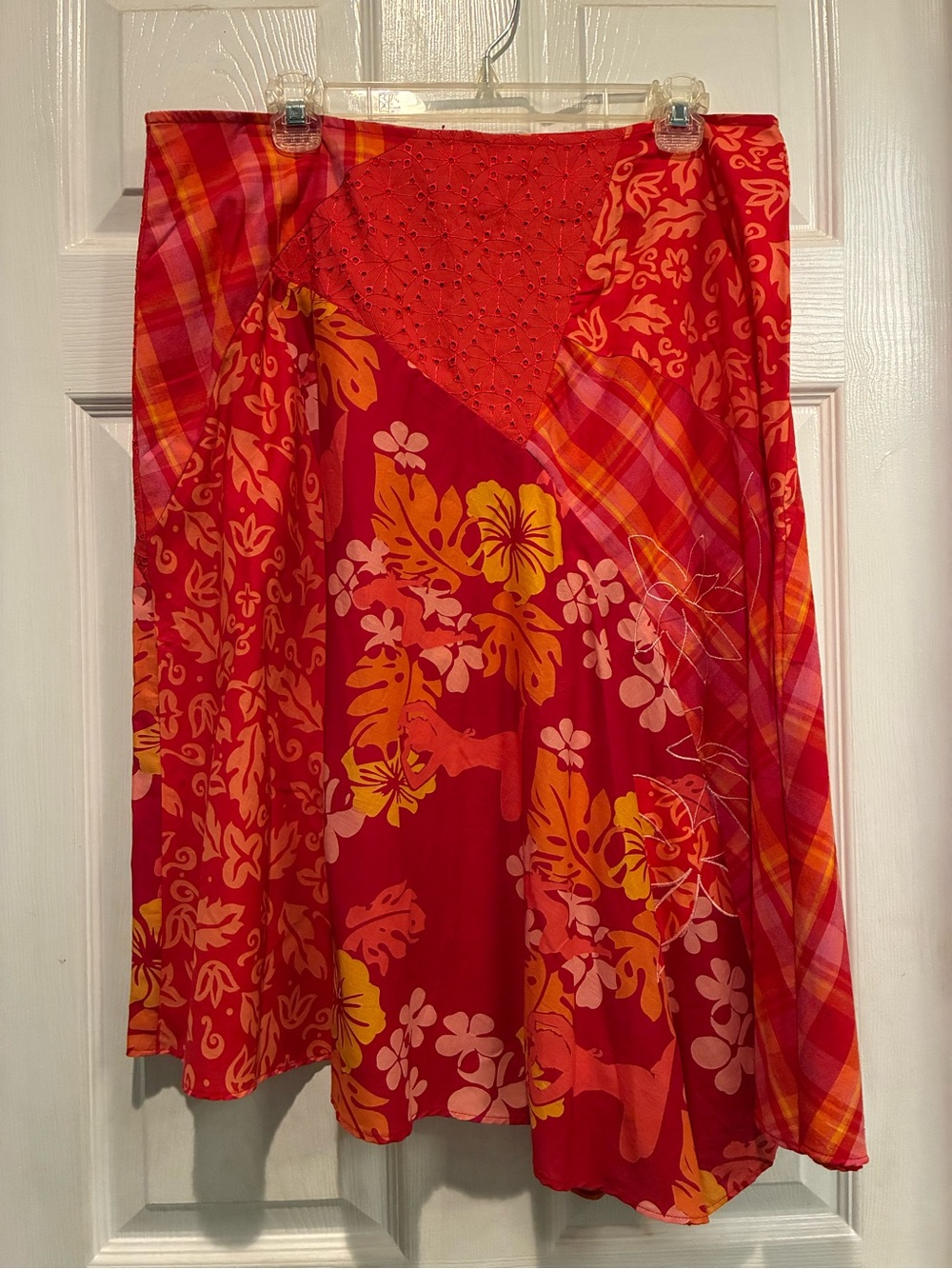 Women’s Red Tropical Floral Mix-Print Pinup Girl Skirt